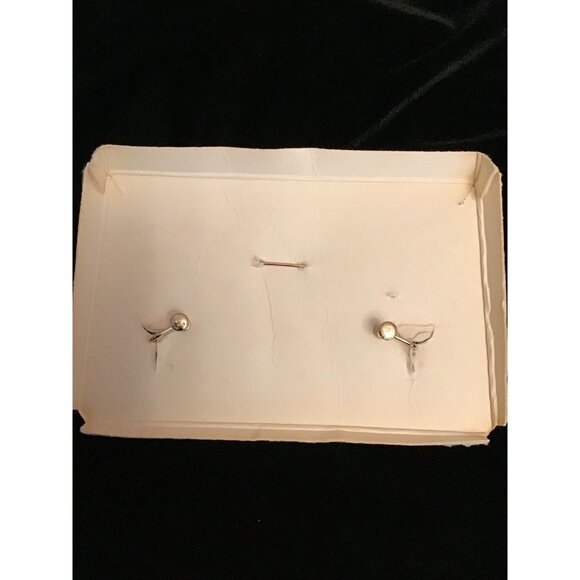 Vintage DeCurtis 14k Gold Overlay Cultured Pearl leaf Brooch and earring set in - Picture 7 of 10